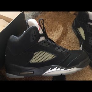 Air Jordan 5 Retro size 6.5Y (2016)